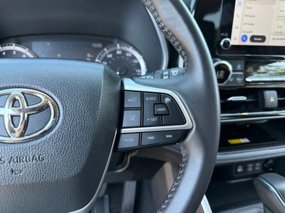 2024 Toyota Highlander XLE