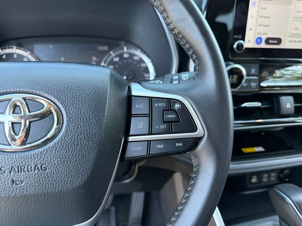 2024 Toyota Highlander XLE