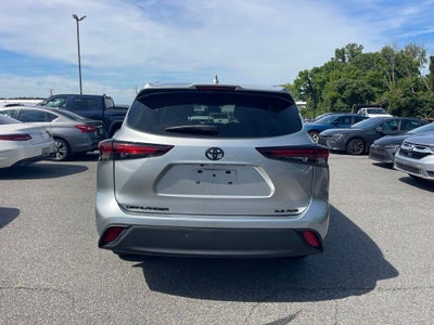 2024 Toyota Highlander XLE
