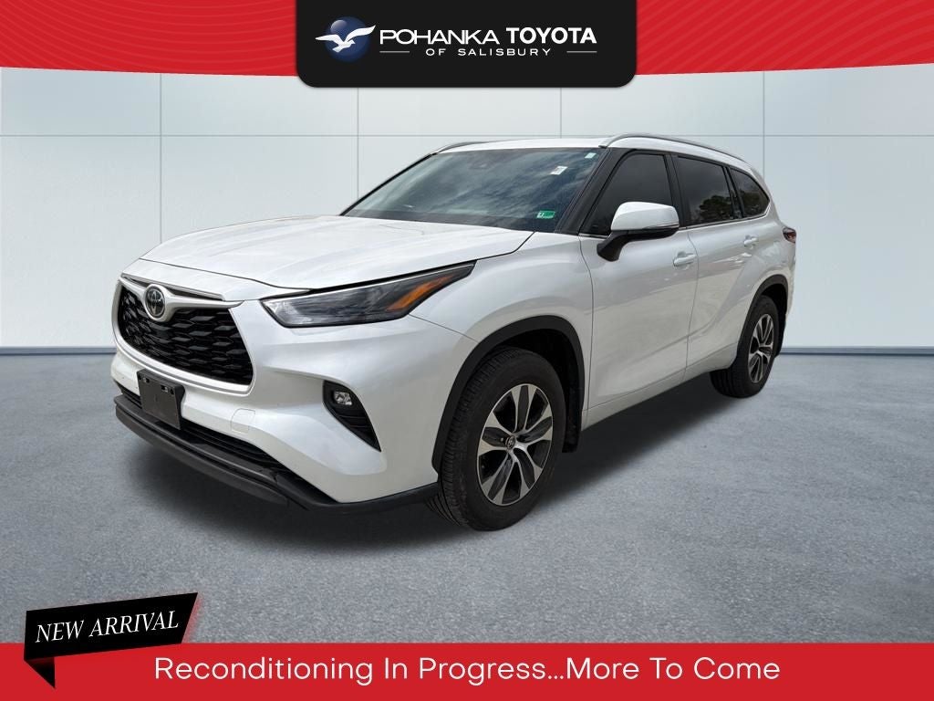 2025 Toyota Highlander XLE