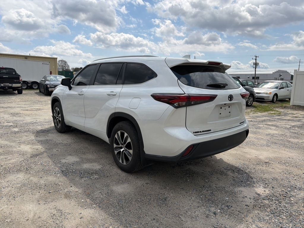 2025 Toyota Highlander XLE