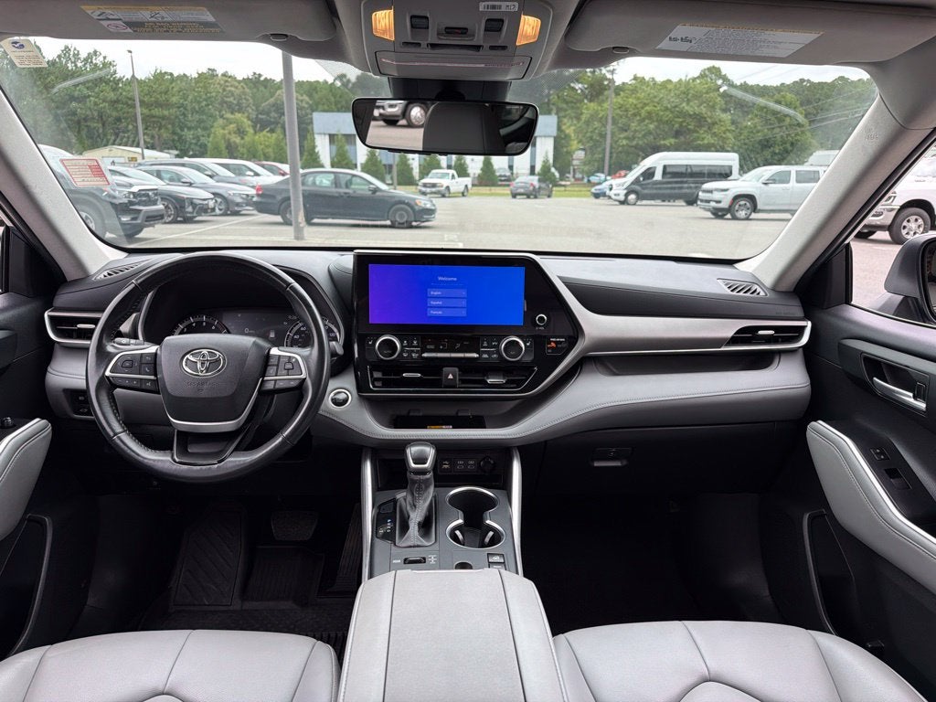 2024 Toyota Highlander XLE