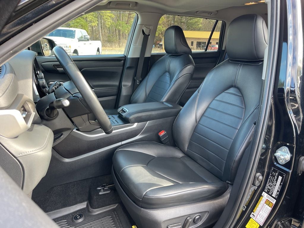 2024 Toyota Highlander XLE