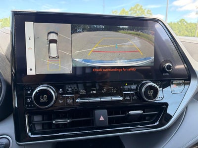 2024 Toyota Highlander Platinum