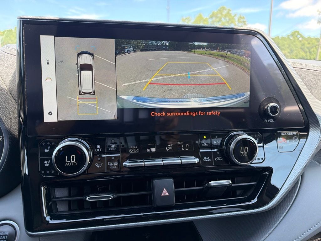 2024 Toyota Highlander Platinum
