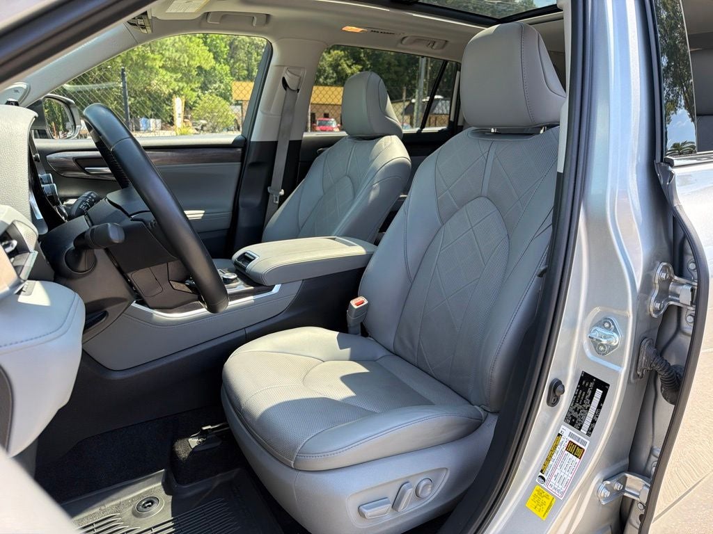 2024 Toyota Highlander Platinum