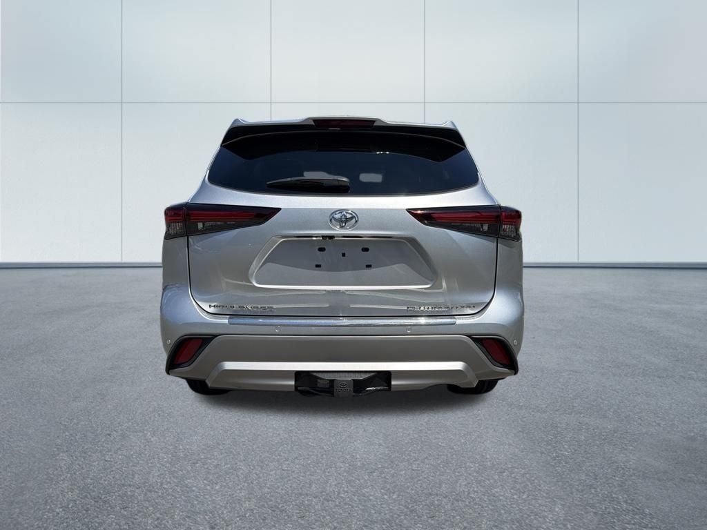 2024 Toyota Highlander Platinum