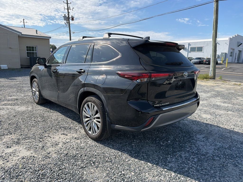 2024 Toyota Highlander Platinum