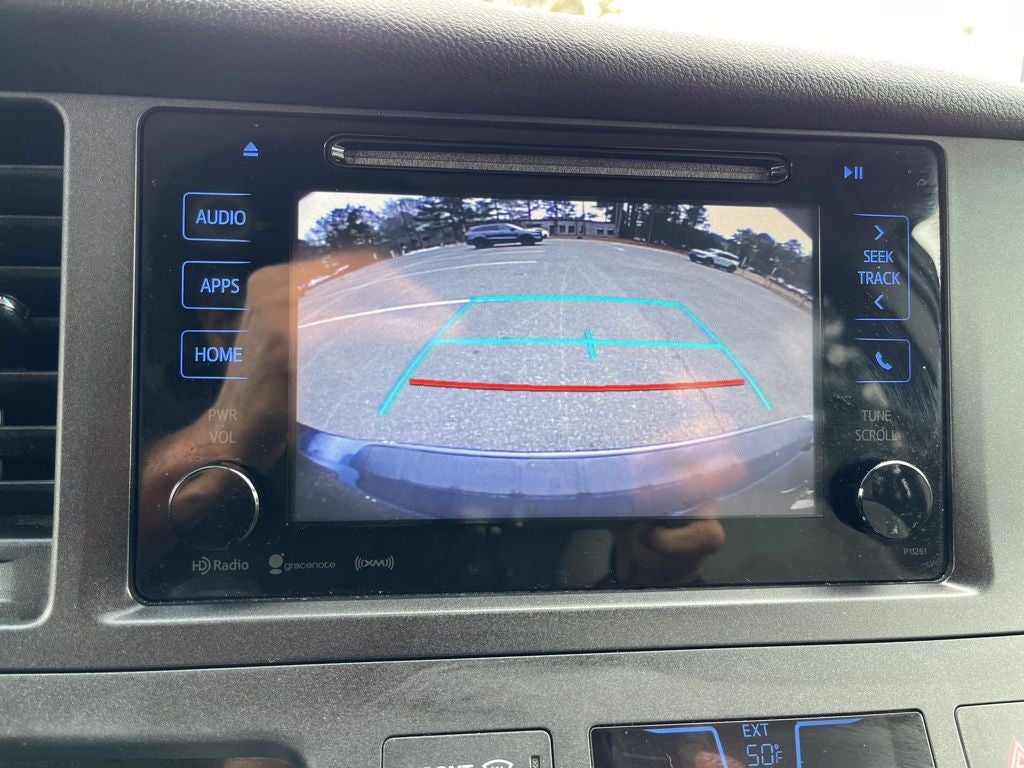 2017 Toyota Sienna LE