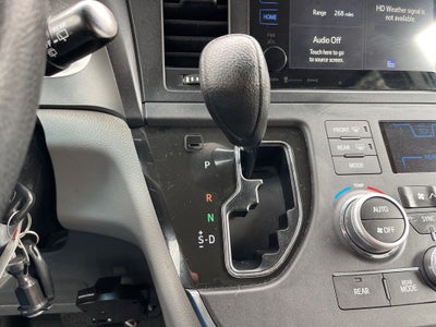 2017 Toyota Sienna LE