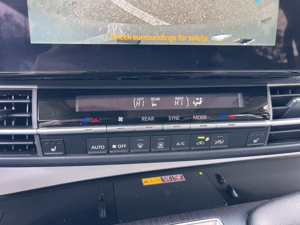 2025 Toyota Sienna XLE 7 Passenger