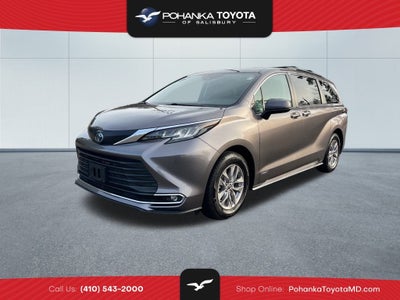 2021 Toyota Sienna XLE