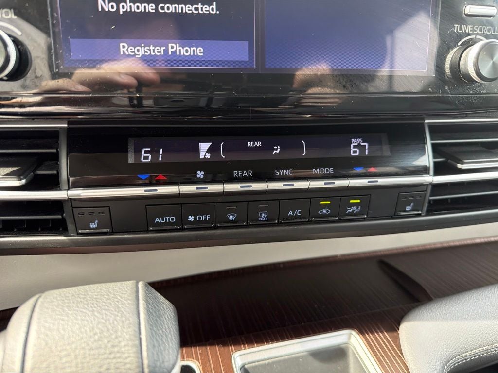 2021 Toyota Sienna XLE 7 Passenger