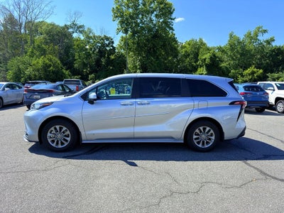 2021 Toyota Sienna XLE 7 Passenger