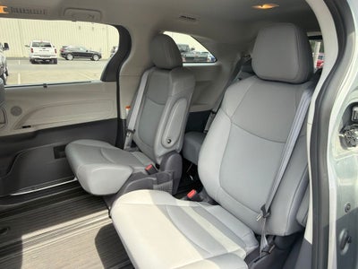 2021 Toyota Sienna XLE 7 Passenger