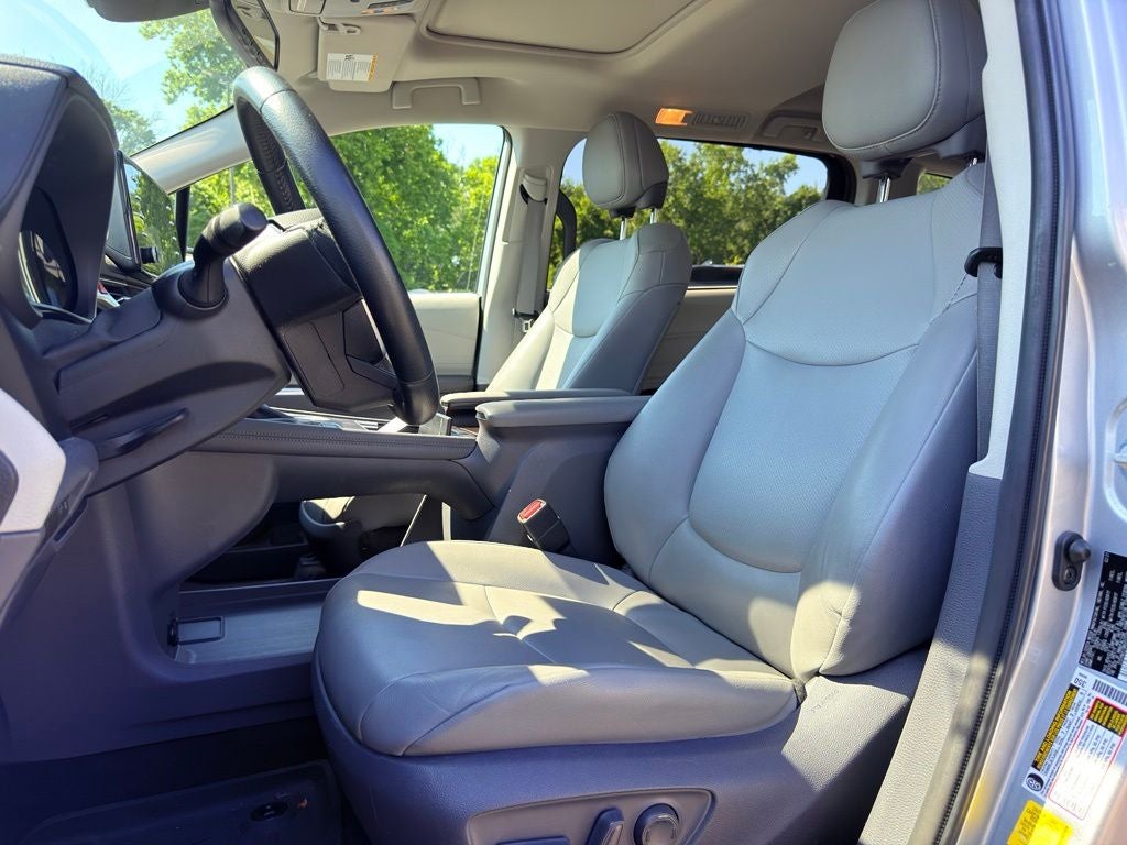 2021 Toyota Sienna XLE 7 Passenger