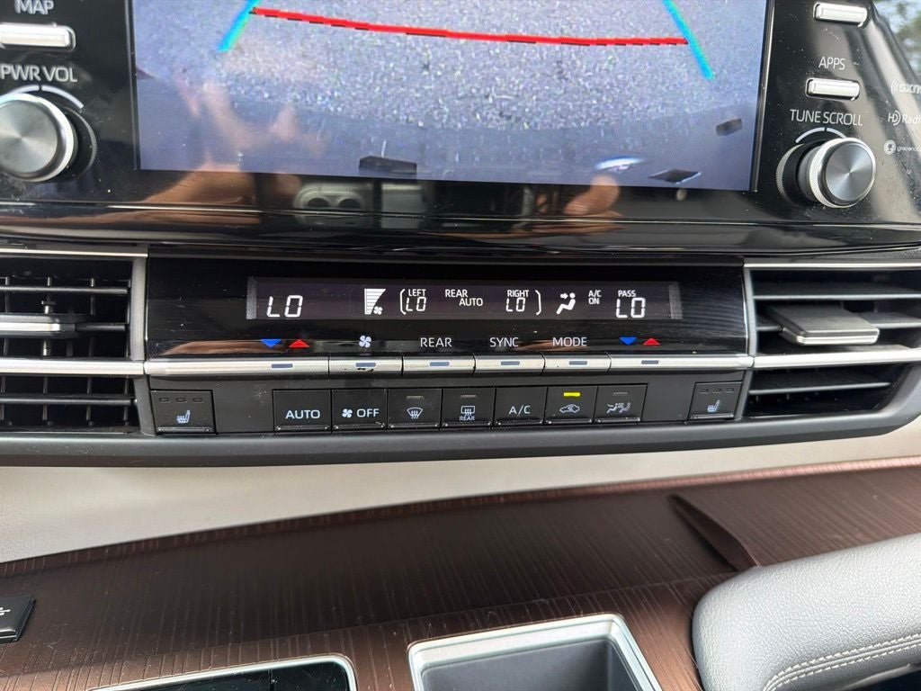 2024 Toyota Sienna XLE 7 Passenger