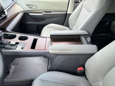 2024 Toyota Sienna XLE 7 Passenger