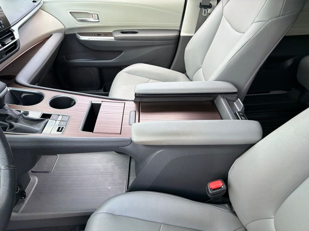 2024 Toyota Sienna XLE 7 Passenger