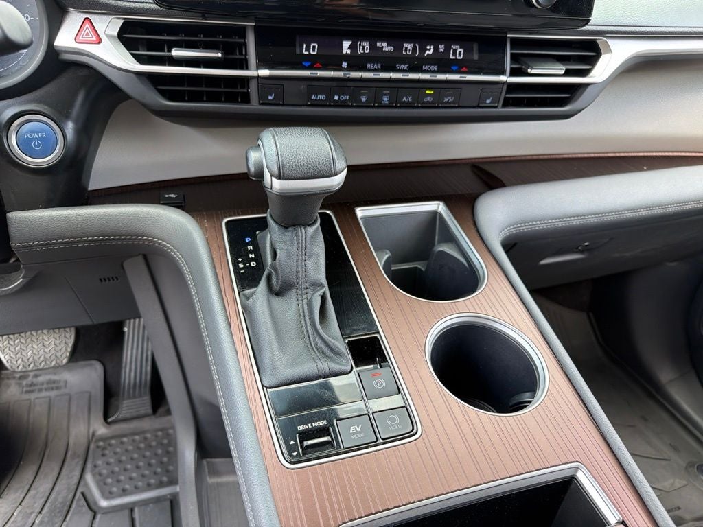 2024 Toyota Sienna XLE 7 Passenger