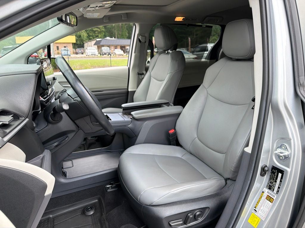2024 Toyota Sienna XLE 7 Passenger