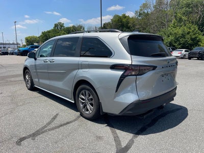 2024 Toyota Sienna XLE 7 Passenger