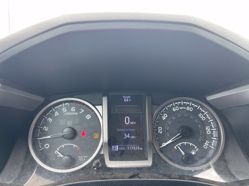 2016 Toyota Tacoma SR5