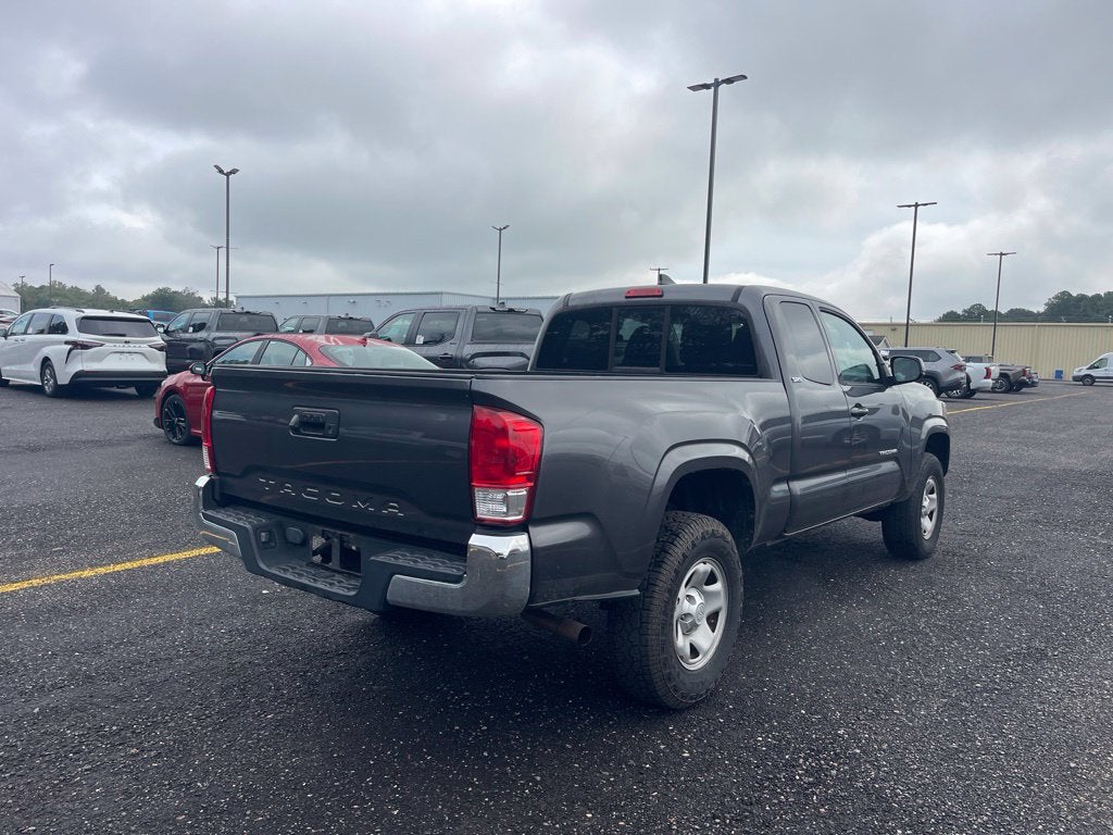 2016 Toyota Tacoma SR5