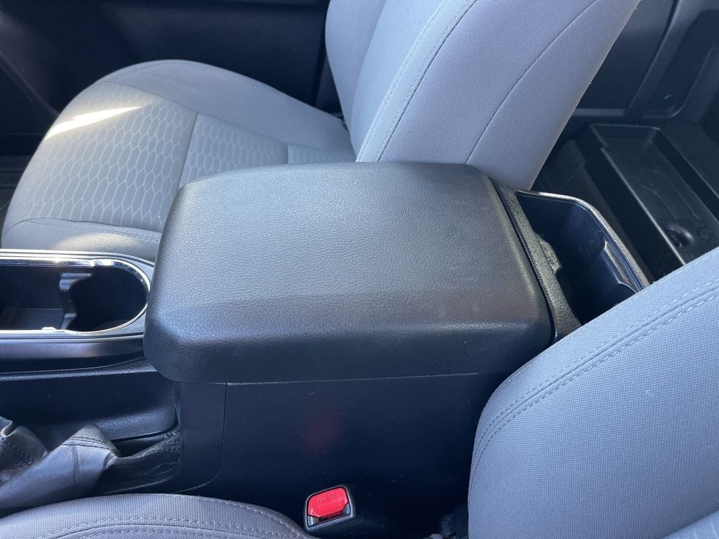 2017 Toyota Tacoma SR