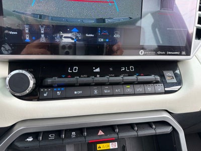 2023 Toyota Tundra Hybrid Capstone