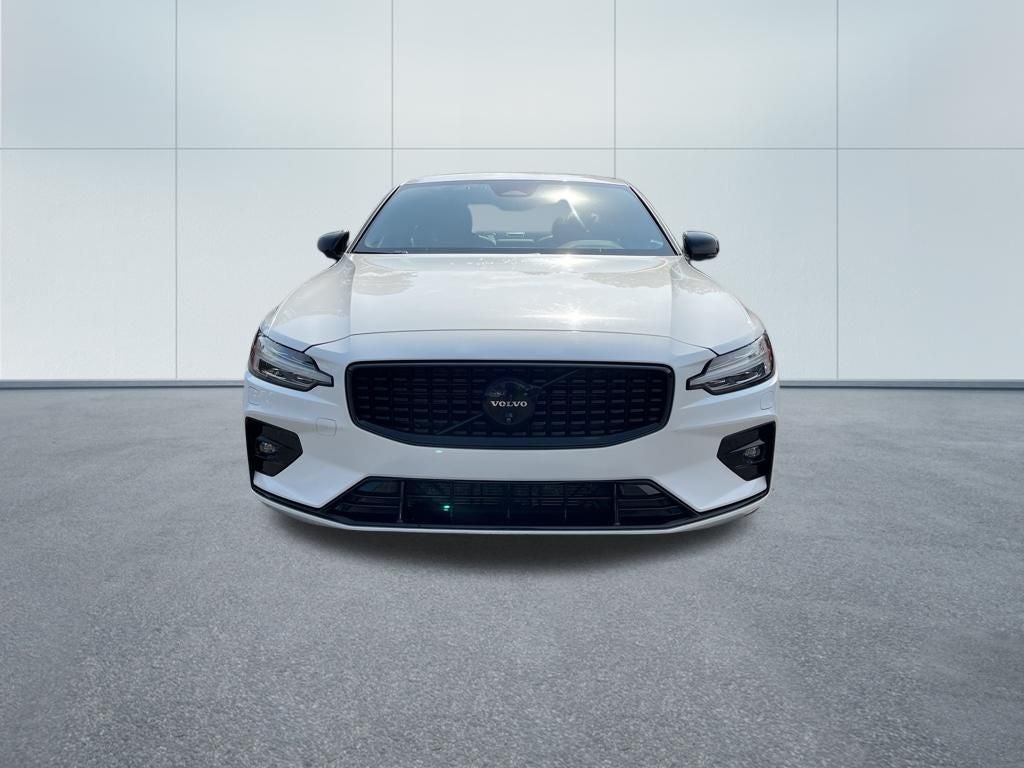 2024 Volvo S60 B5 Plus Black Edition