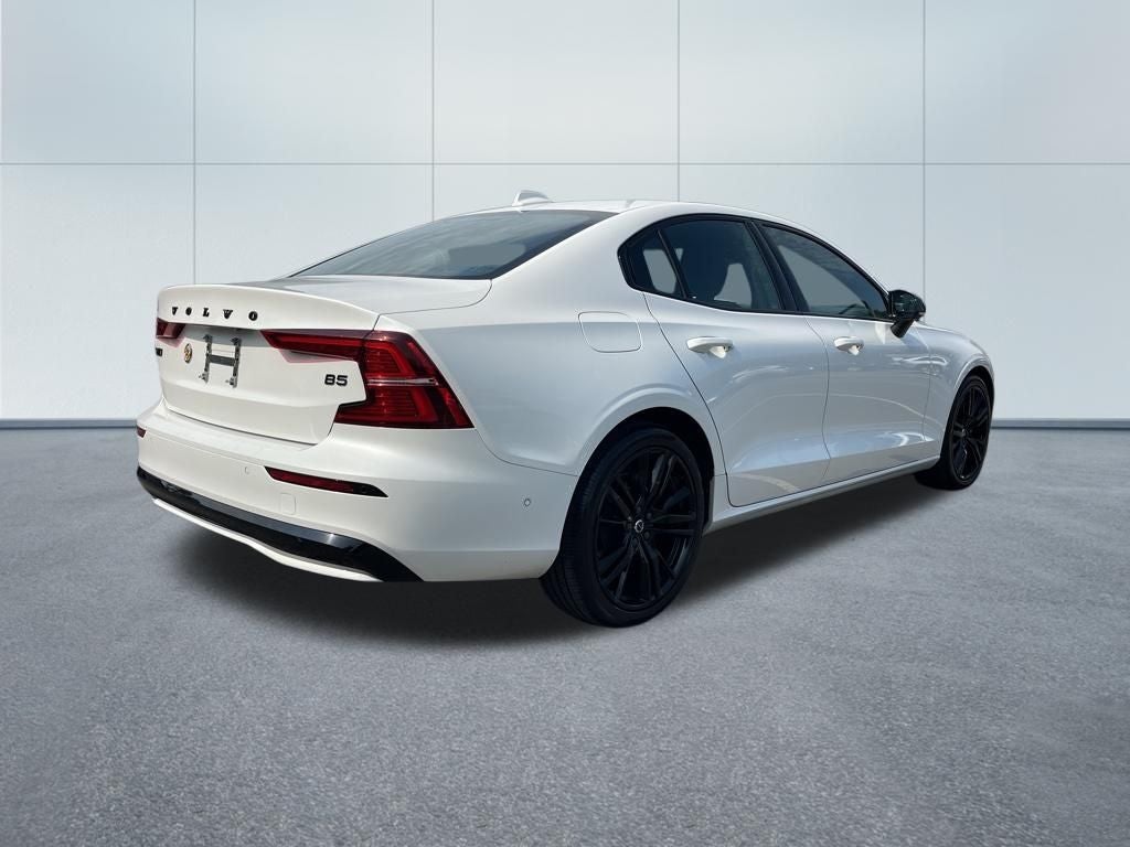 2024 Volvo S60 B5 Plus Black Edition