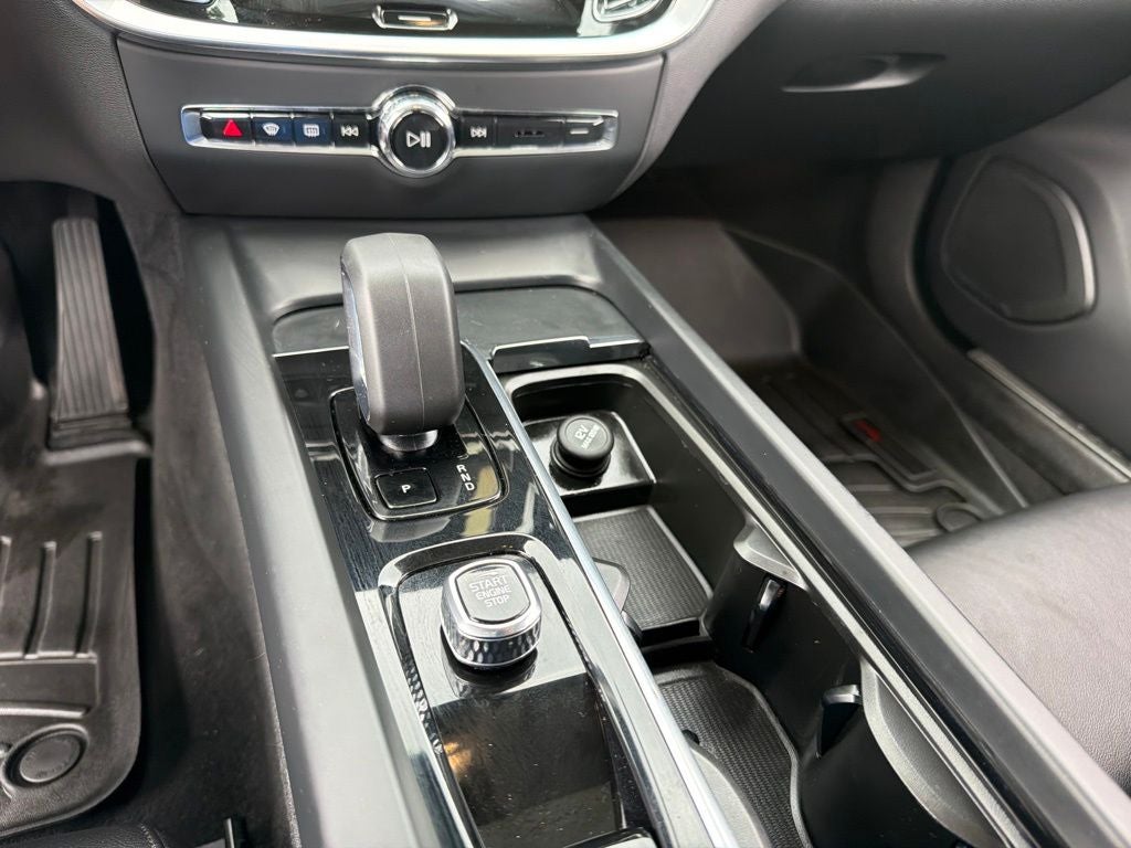 2025 Volvo S60 B5 Core