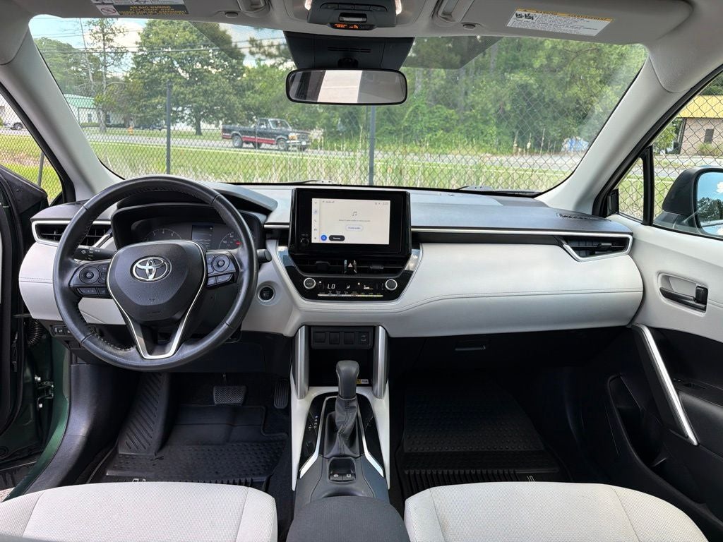 2023 Toyota Corolla Cross LE