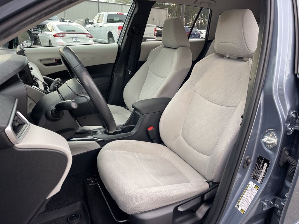 2022 Toyota Corolla Cross LE