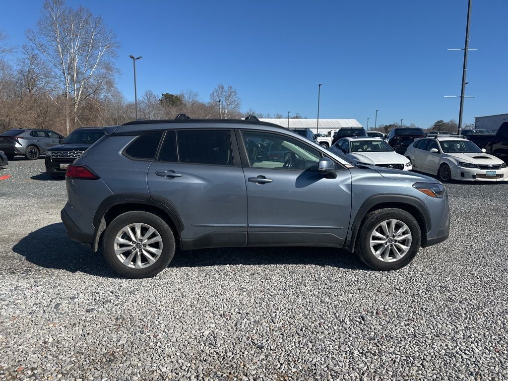 2022 Toyota Corolla Cross LE