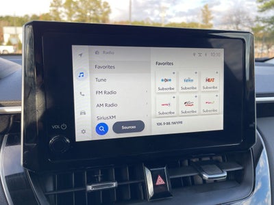 2024 Toyota Corolla Cross XLE