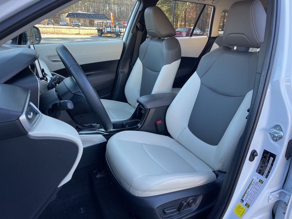 2024 Toyota Corolla Cross XLE