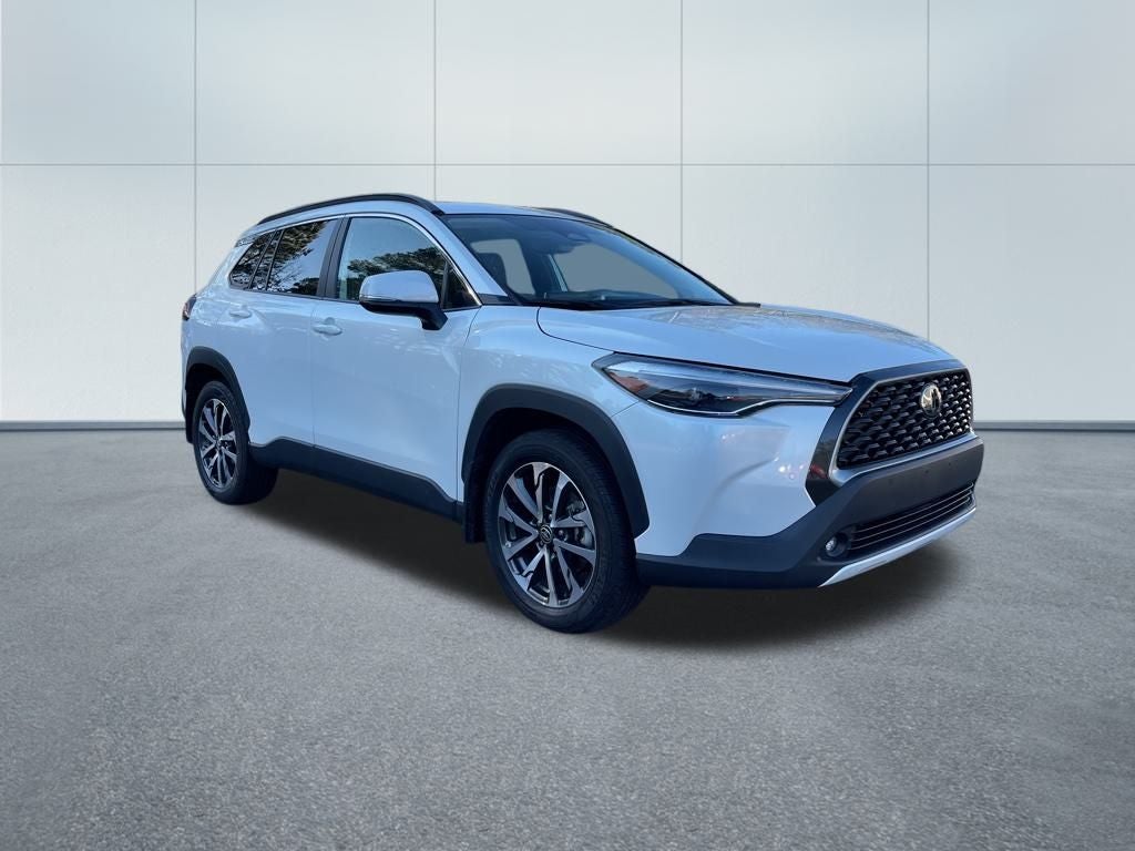 2024 Toyota Corolla Cross XLE