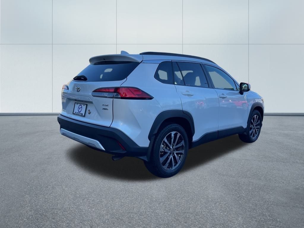 2024 Toyota Corolla Cross XLE