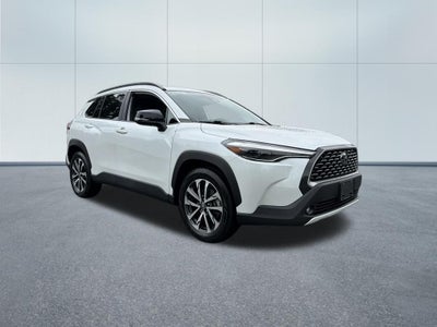 2025 Toyota Corolla Cross XLE