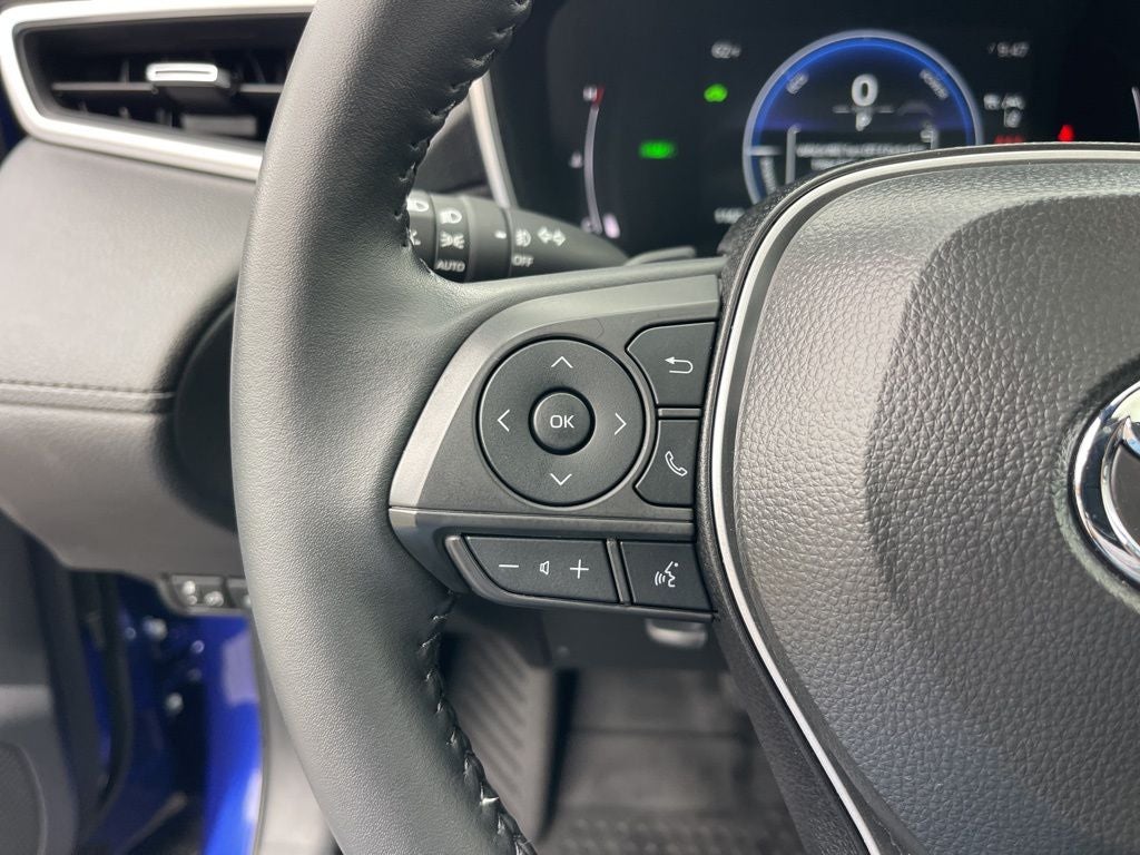 2025 Toyota Corolla Cross Hybrid XSE