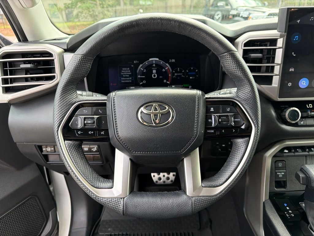 2024 Toyota Sequoia SR5