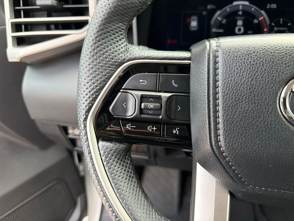2024 Toyota Sequoia SR5