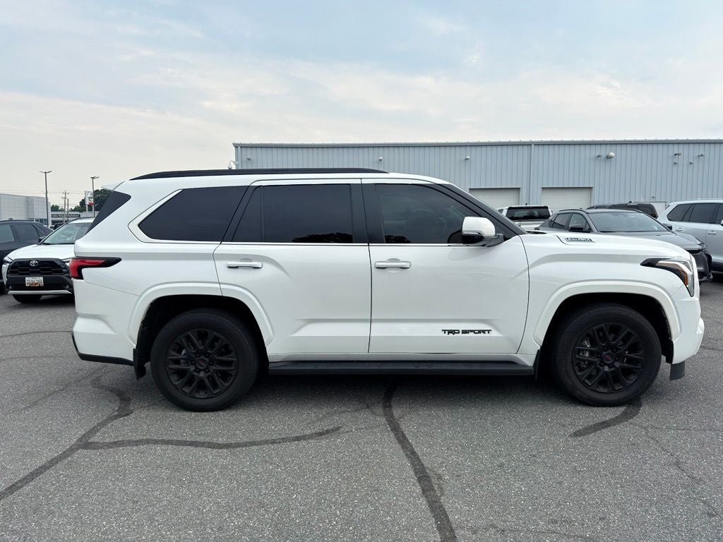 2024 Toyota Sequoia SR5