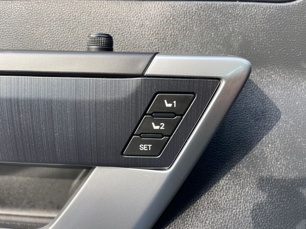 2024 Toyota Sequoia Platinum