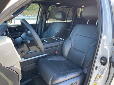 2025 Toyota Sequoia Platinum