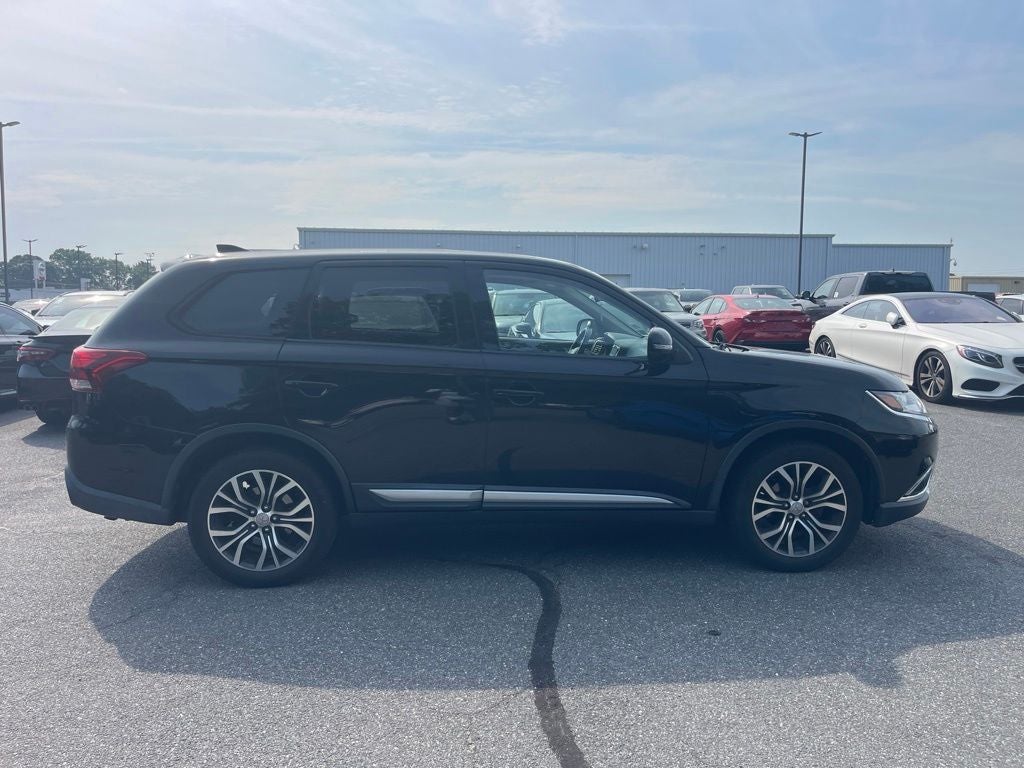 2018 Mitsubishi Outlander SE