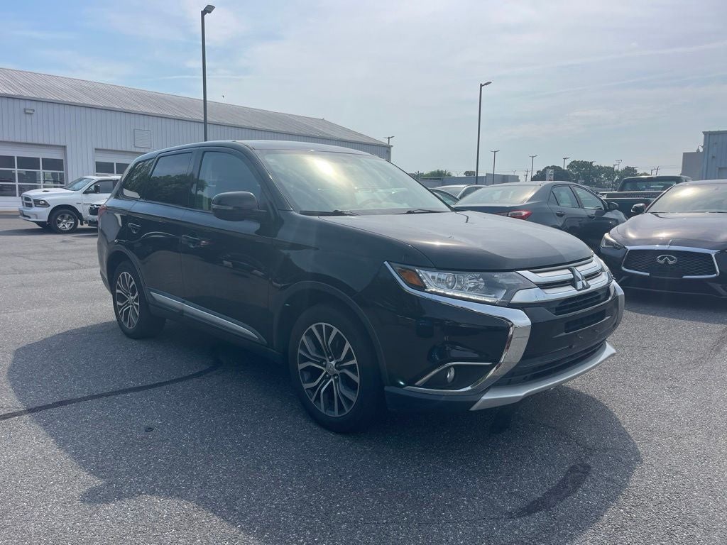 2018 Mitsubishi Outlander SE