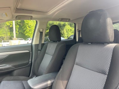 2018 Mitsubishi Outlander SE